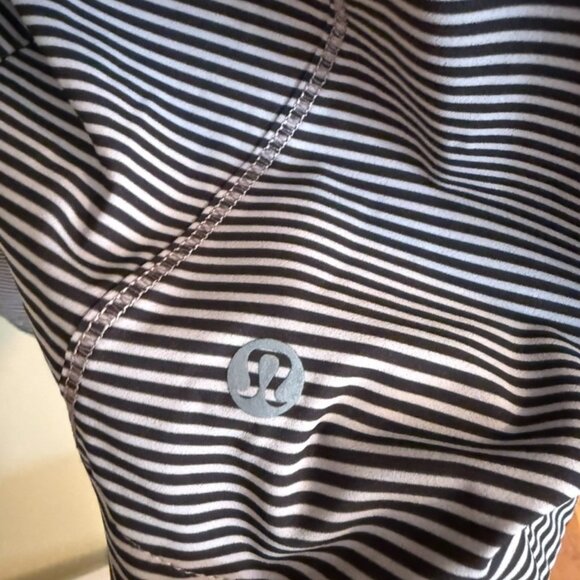 Lululemon Athletica Go the Distance JacketMini Pop Stripe Mink Berry Black - Picture 12 of 14